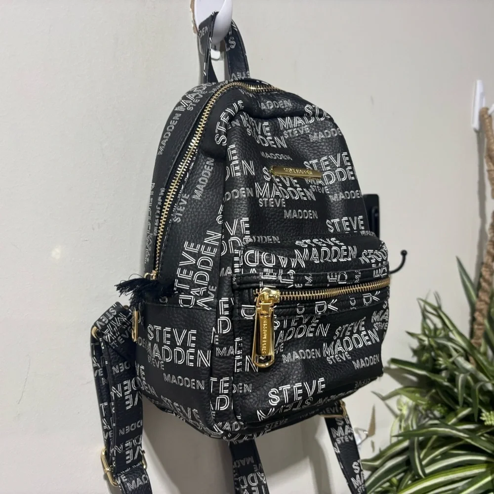 ❤️Steve Madden Signature Black Mini Backpack - Picture 2 of 5